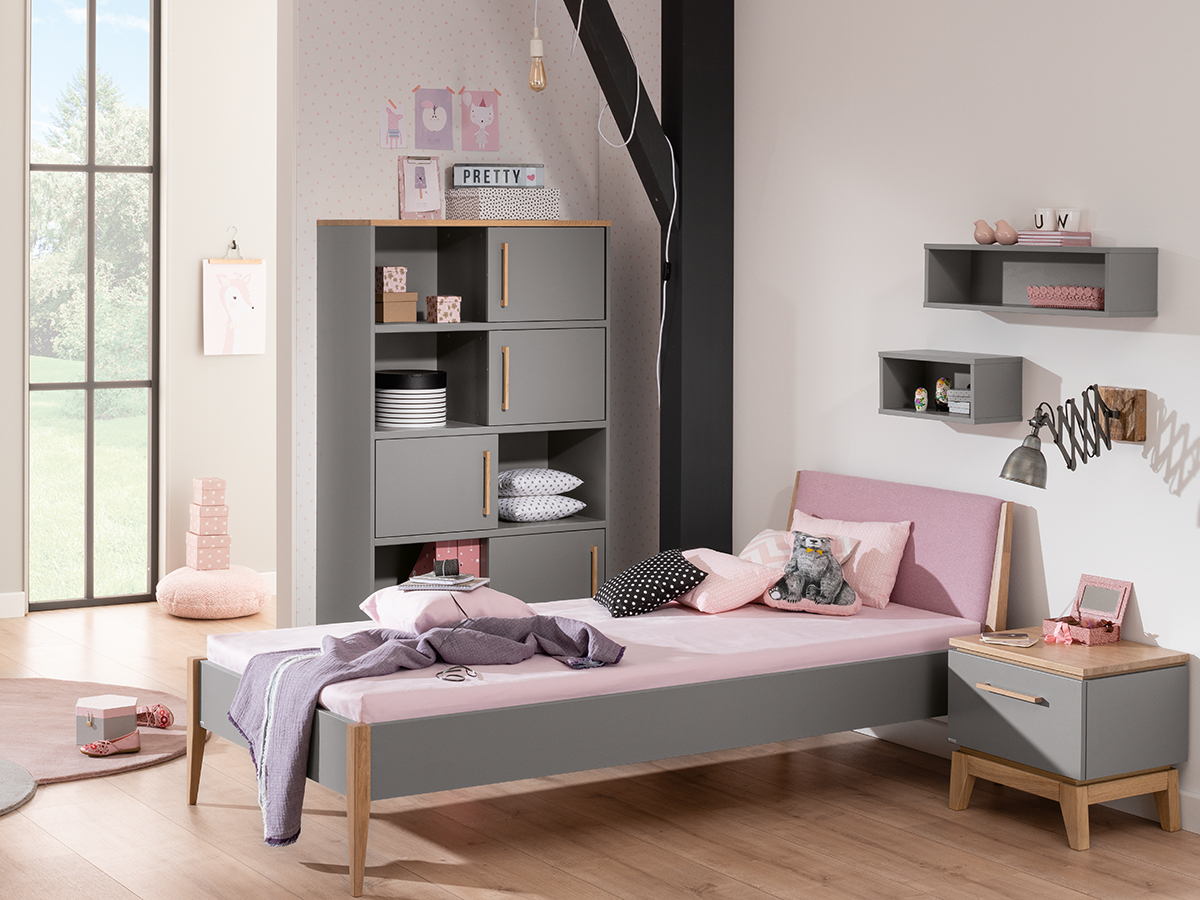 Dekoideen im STEN-Kinderzimmer: Washi Tape-Galerie und Hosenbügel
