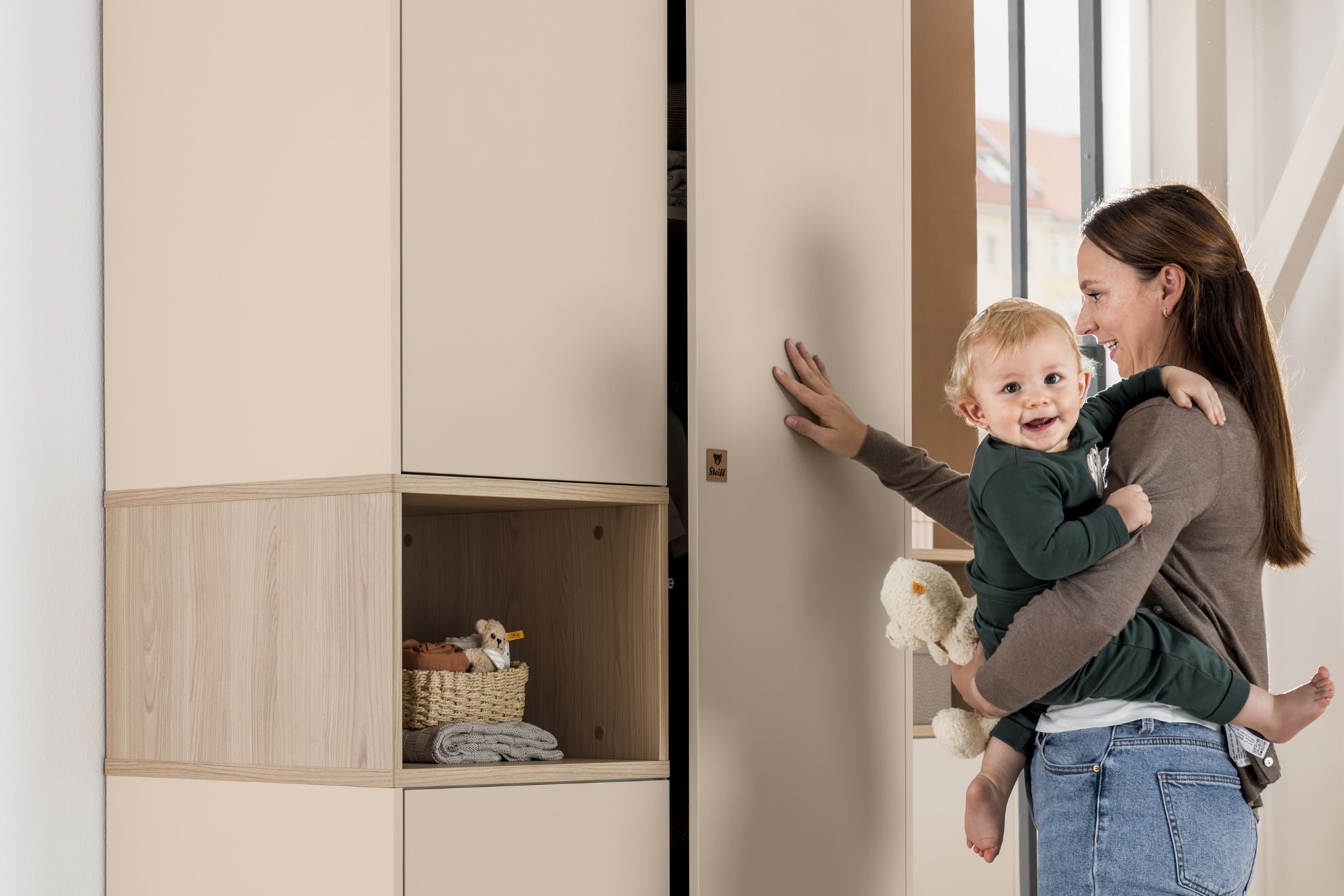 kleiderschrank für kleine räume: ideen | paidis world ♥